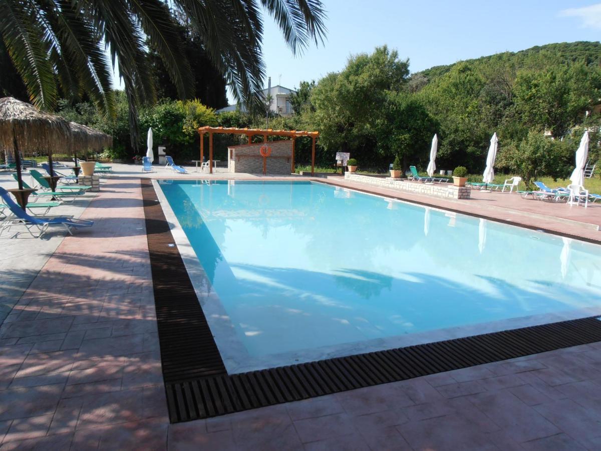 Hotel Frosini Gardens Kassiopi Exterior foto