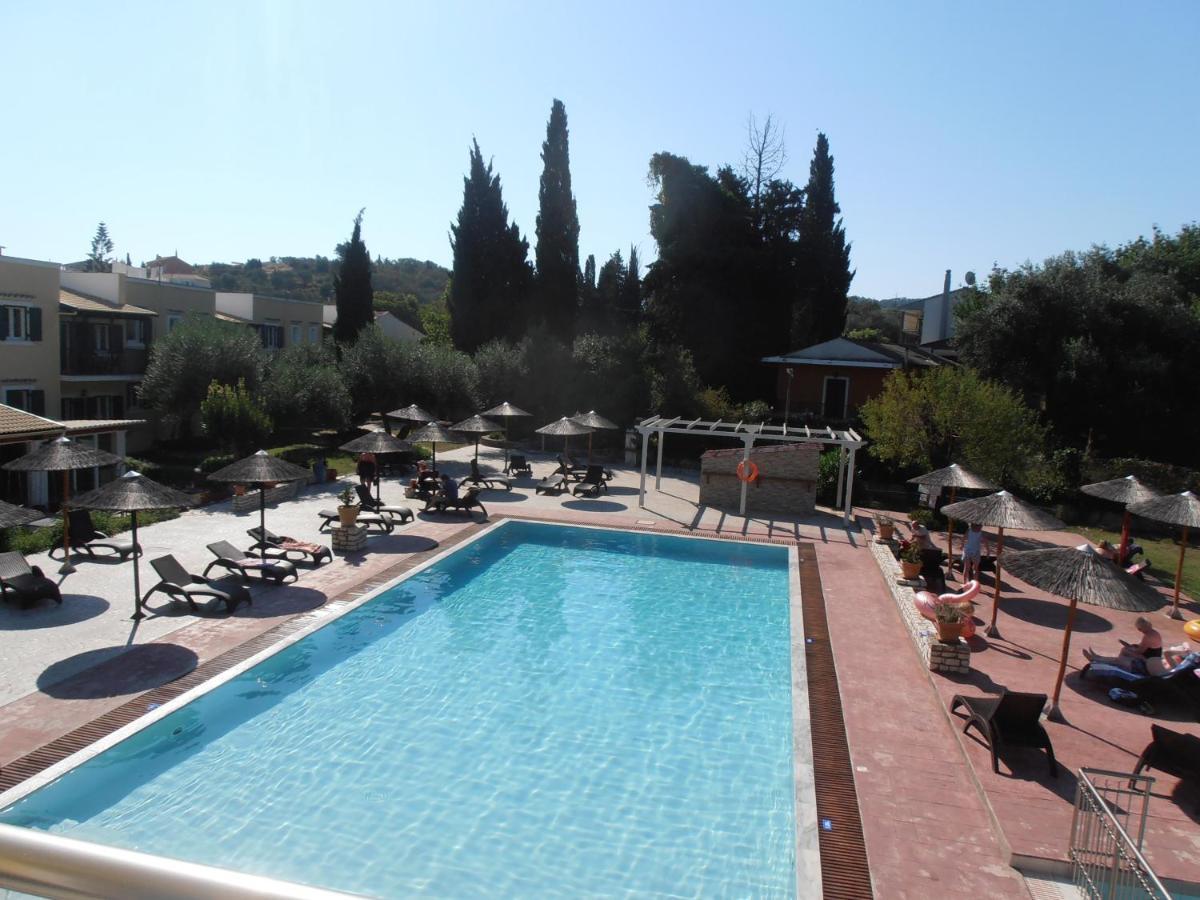 Hotel Frosini Gardens Kassiopi Exterior foto